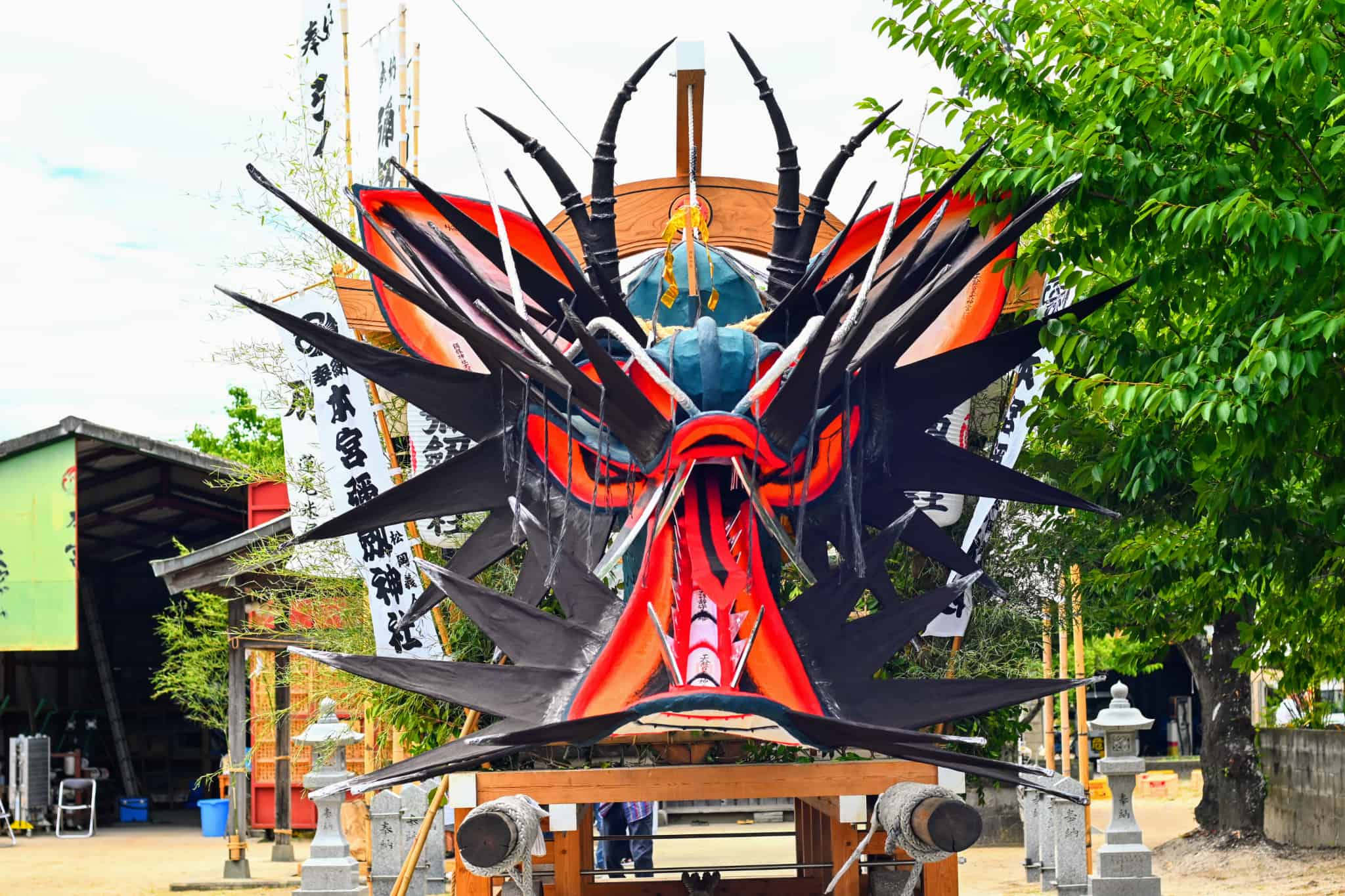 本宮彌劔神社の大蛇 正面