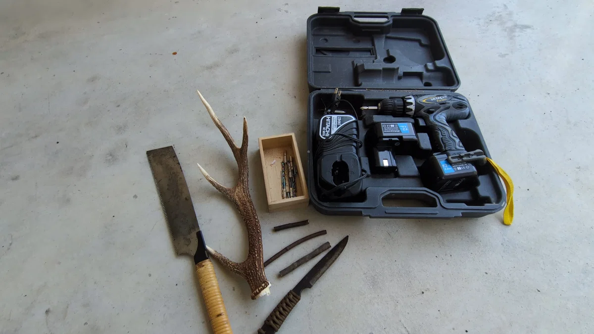 祖父から借りたノコギリセット