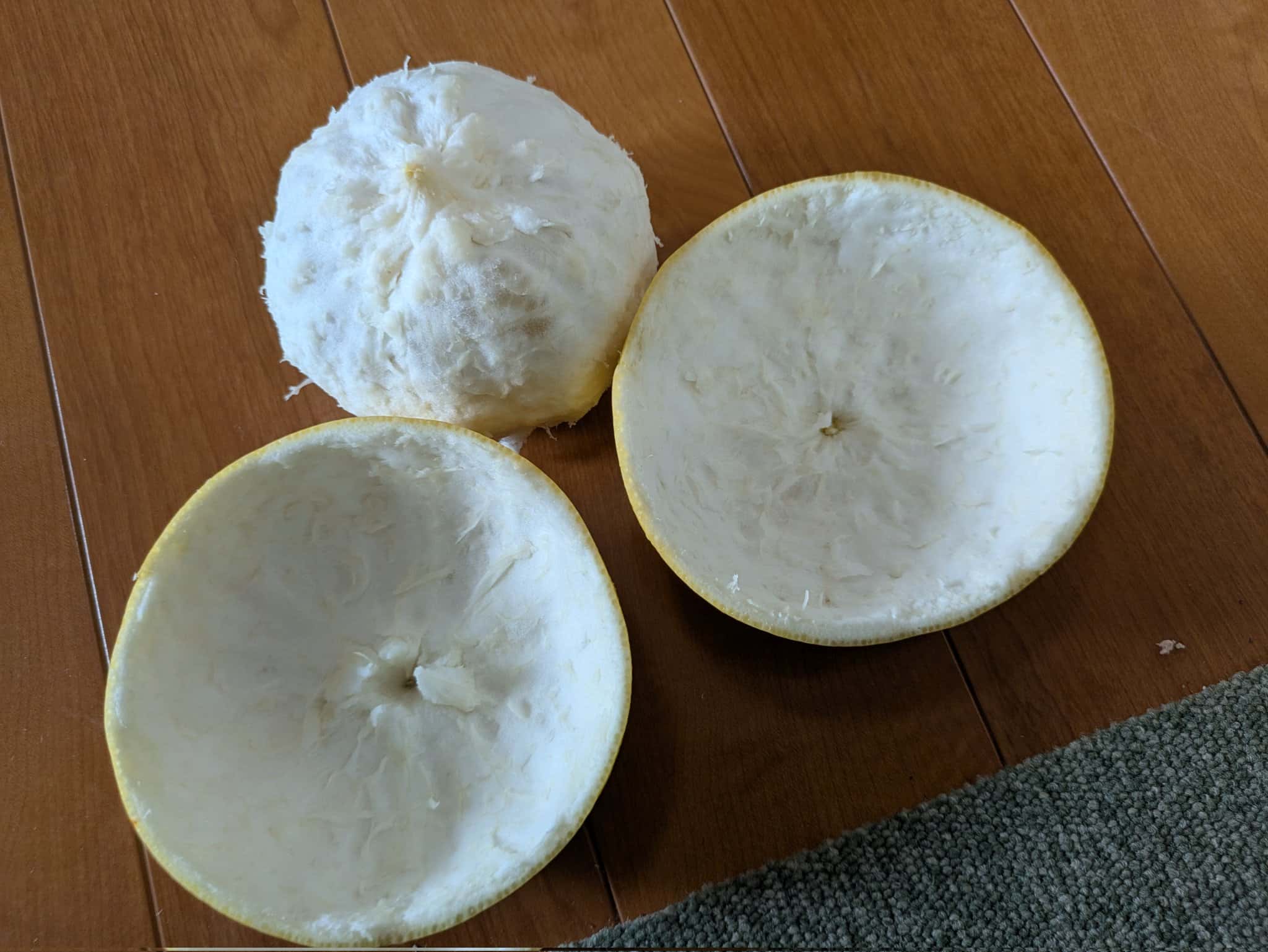 器になったパール柑の皮