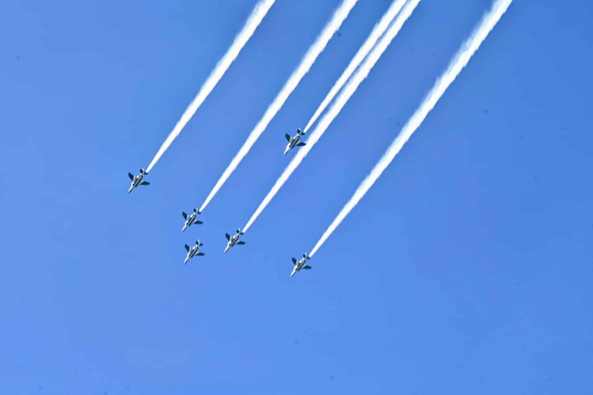 ブルーインパルス