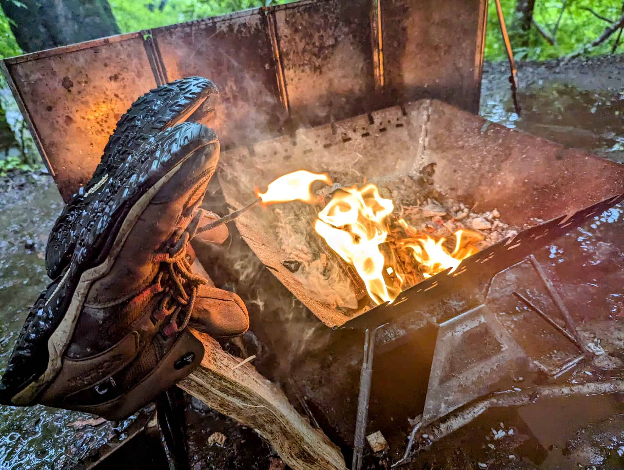 ロゴス ピラミッド焚火台