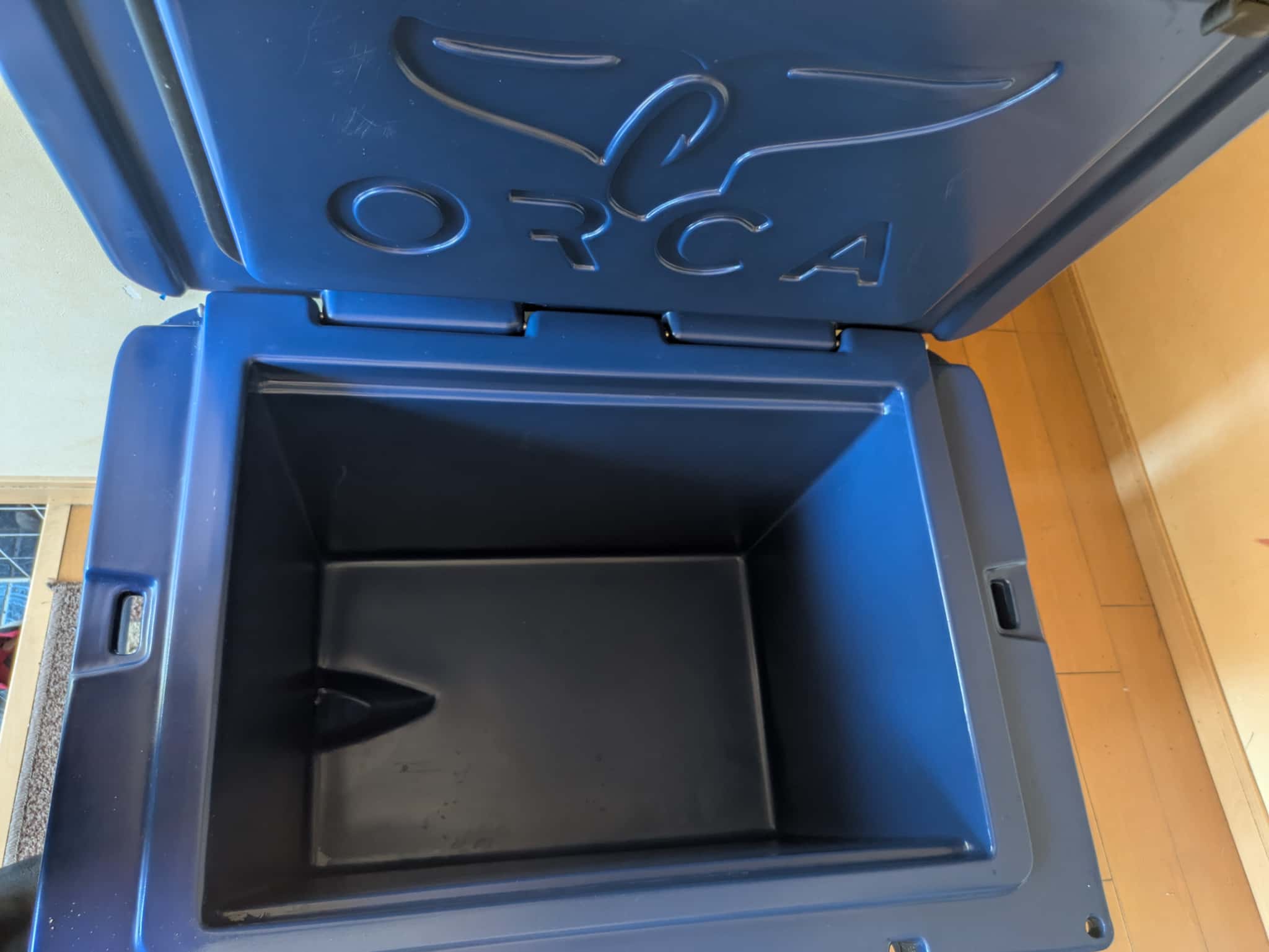 ロトモールド製法で作られた頑丈なORCAクーラーボックスの角