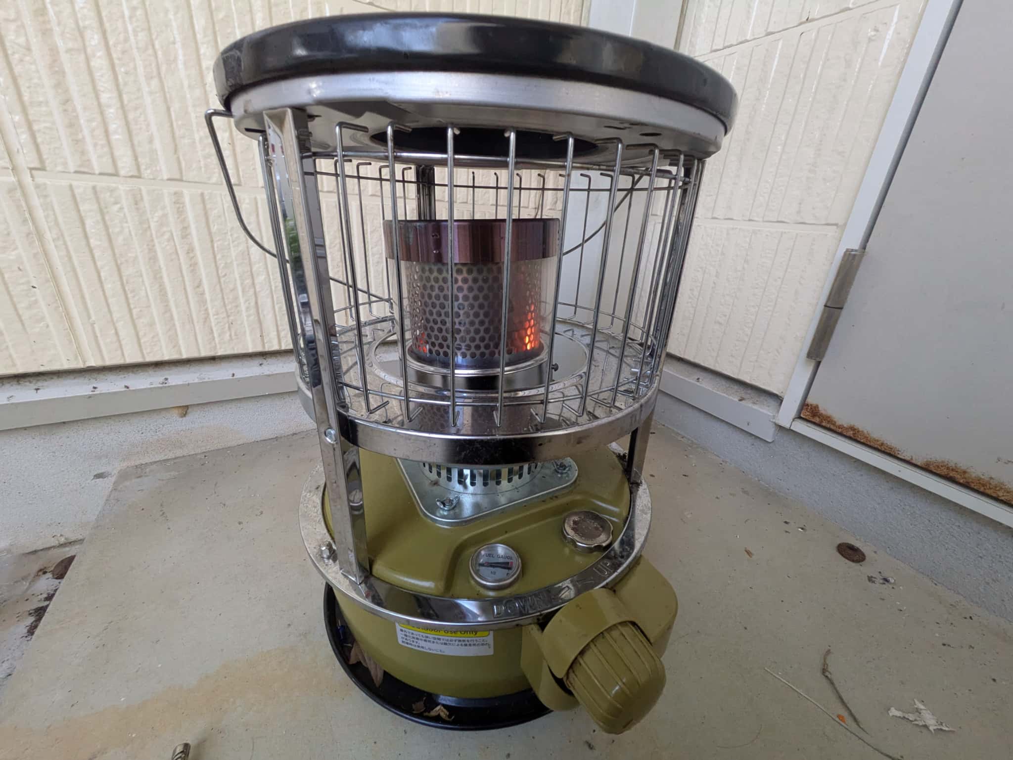 コイルが赤くなるのを待つ