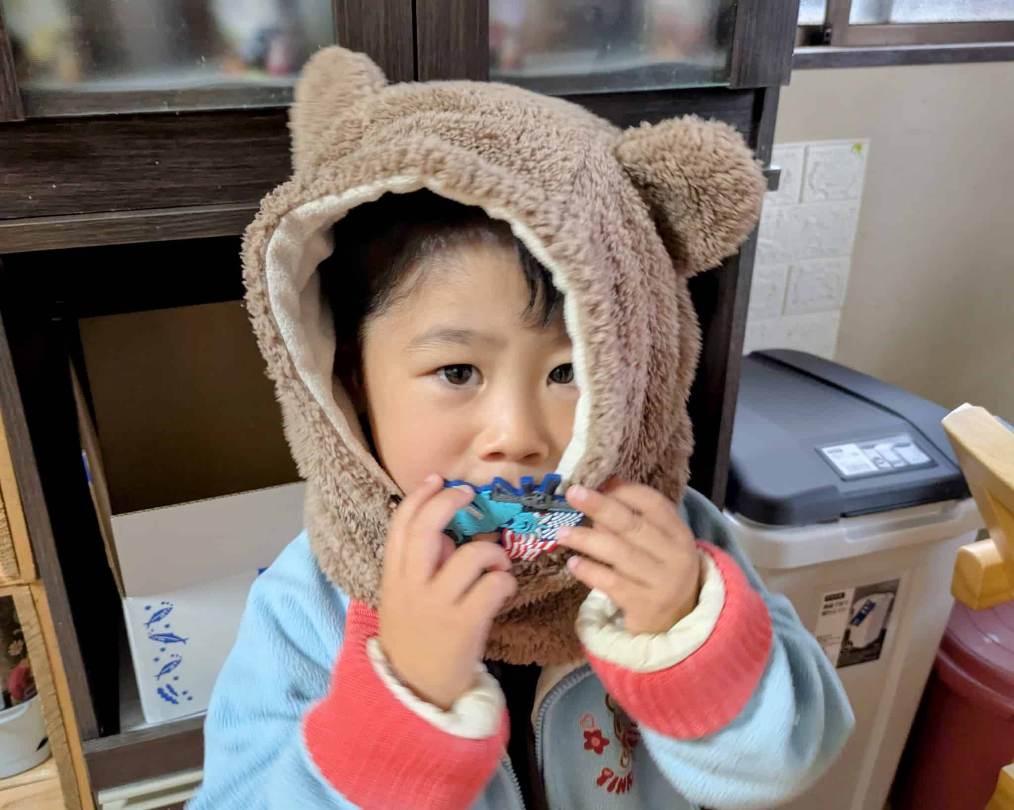 子供用ネックウォーマー一体型帽子