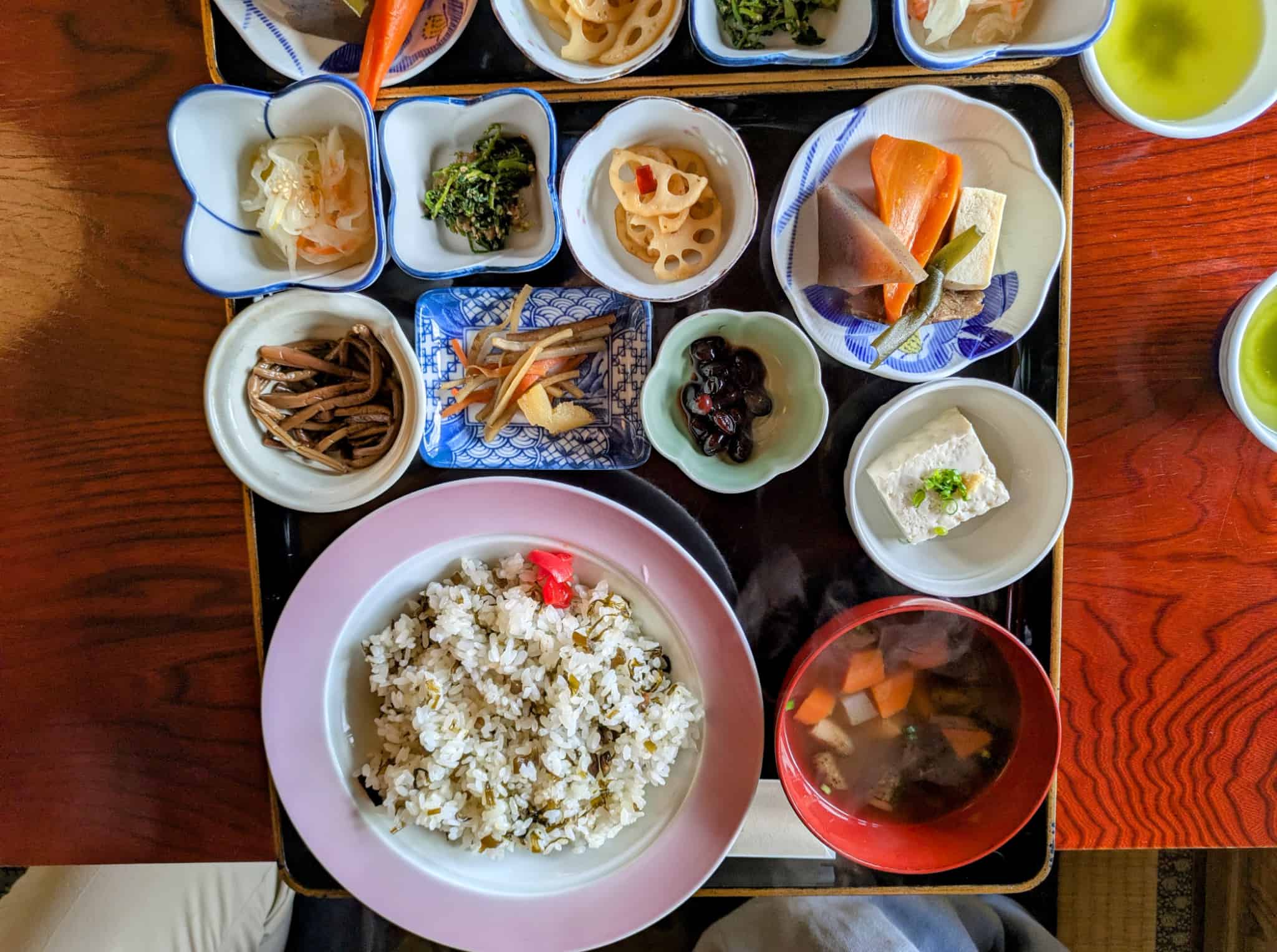 四季の里 比良の高菜めし定食