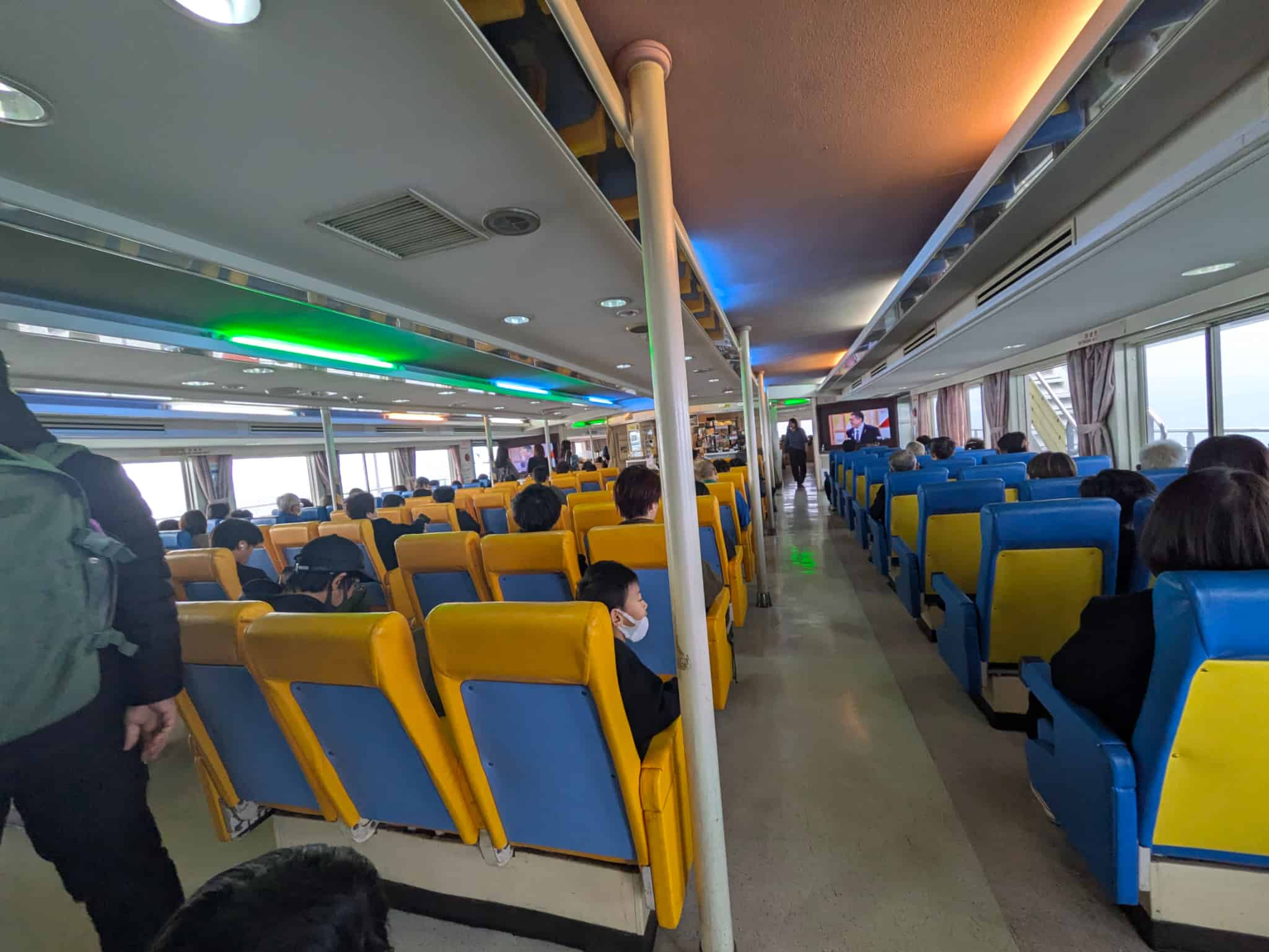 客席 後ろから撮影