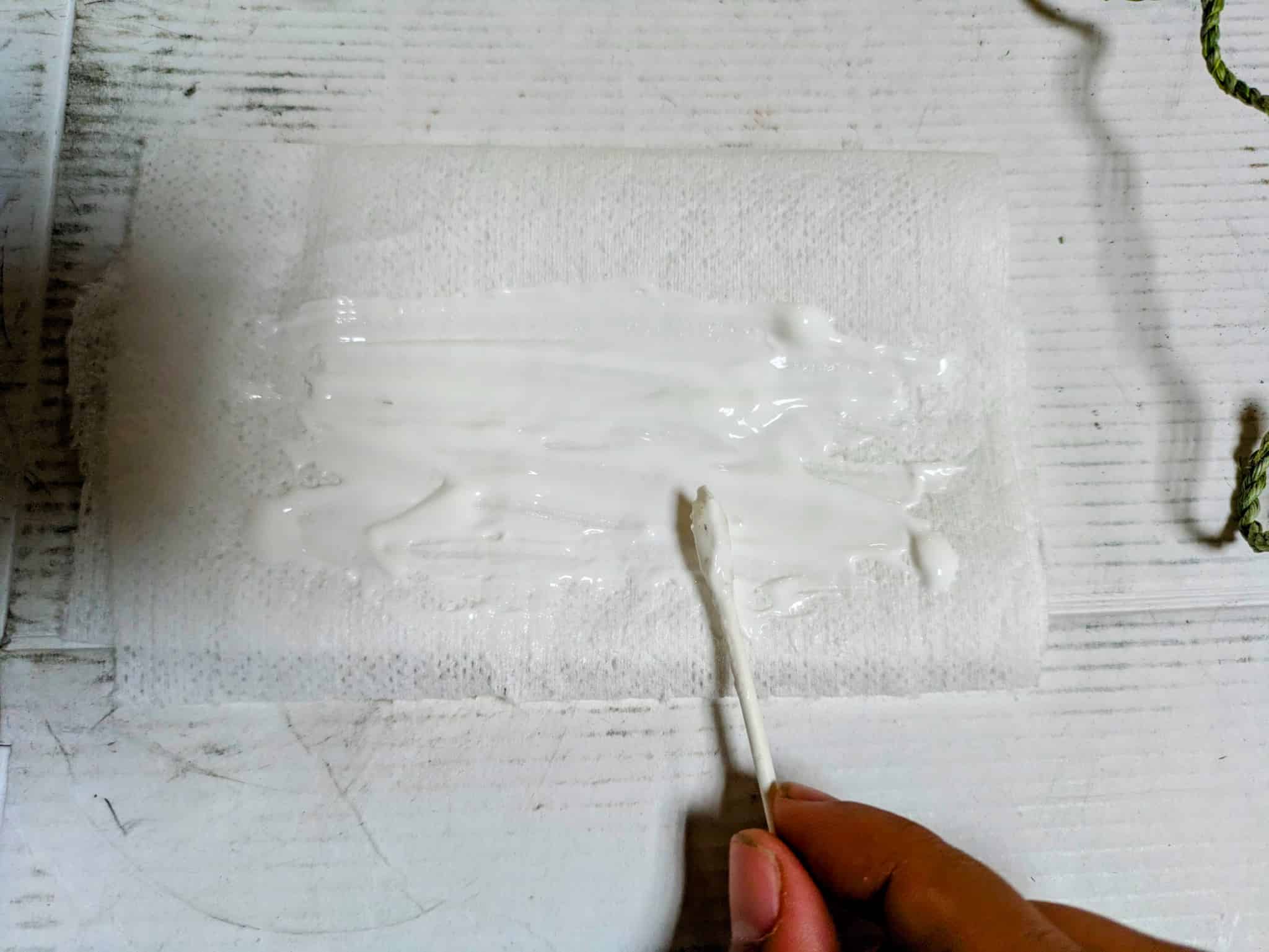 ボンドの出しすぎ注意